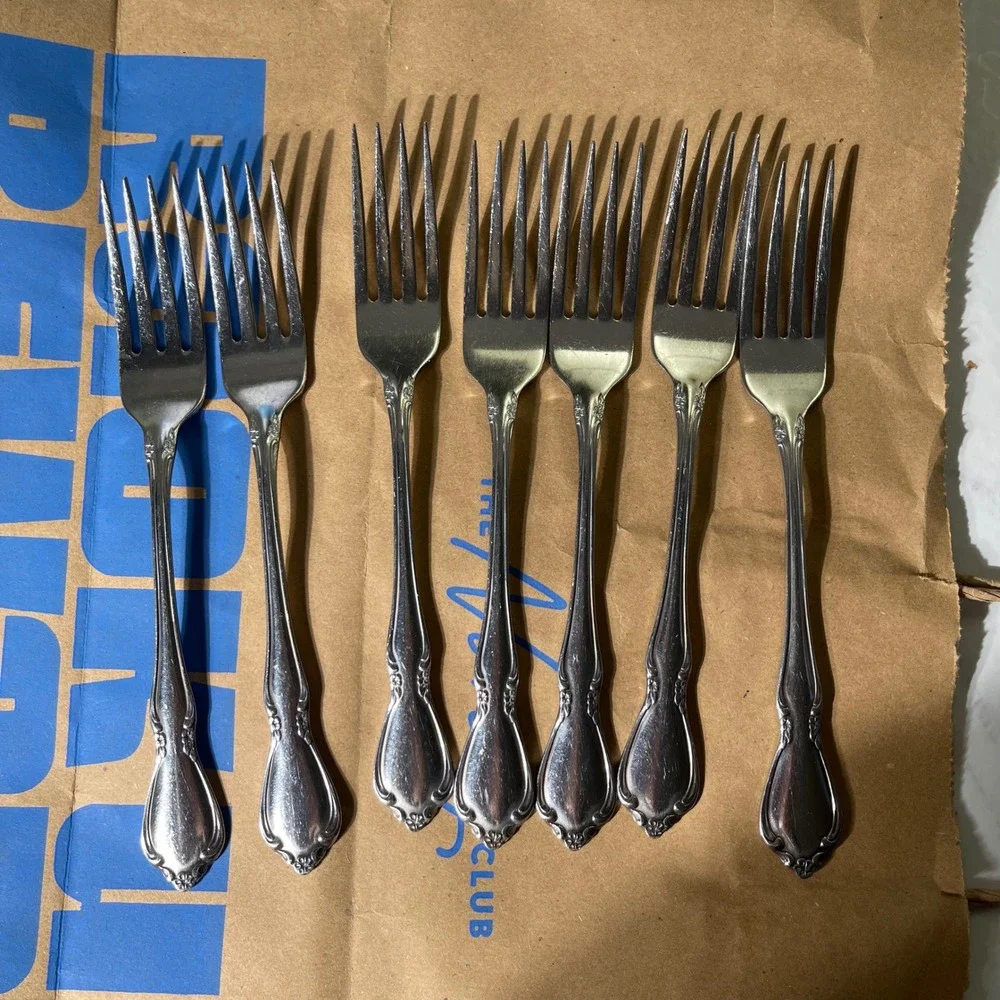 Oneida Deluxel Flatware Set 57 Piece Vintage Stainless Steel Set